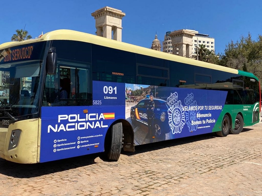 AUTOBÚS POLICÍA NACIONAL 07 ABRIL 22 6