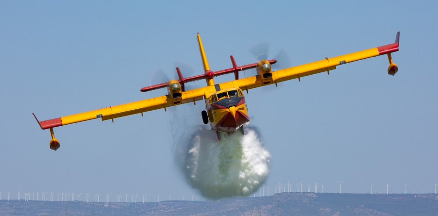 CANADAIR INCENDIOS FORESTALES 2