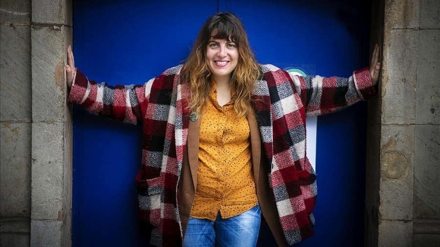 LAURA FERNÁNDEZ ESCRITORA