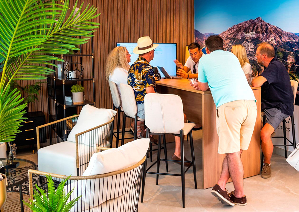 Momento de la presentación de Almazara Boutique Residences