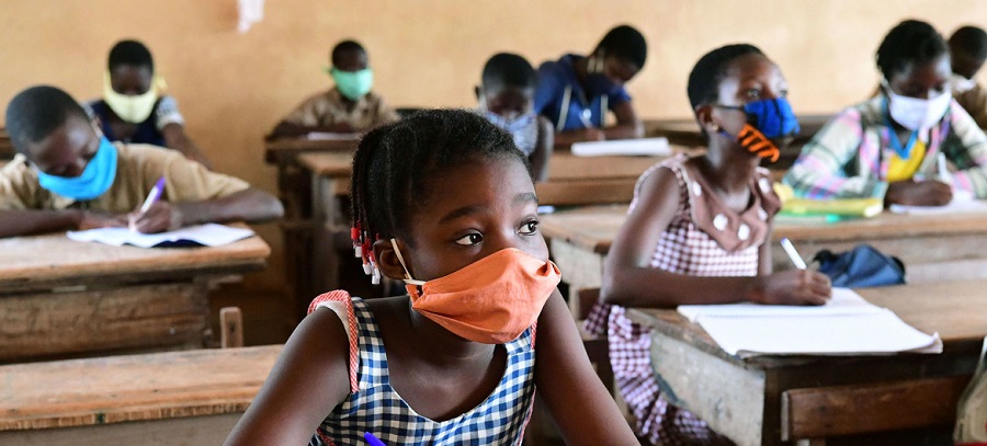 NIÑOS CORONAVIRUS ESCUELA EDUCACIÓN
