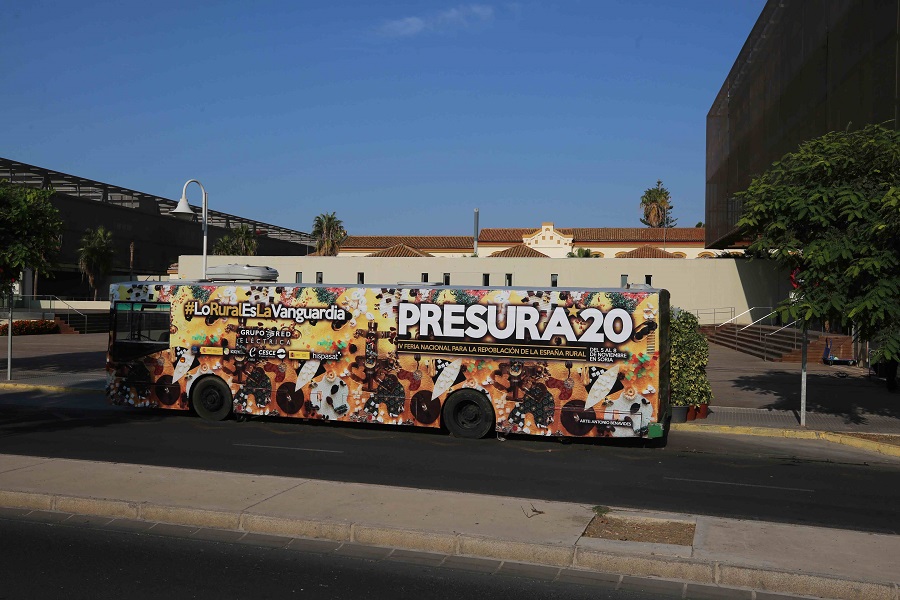 PRESURA AUTOBÚS REPOBLACION 01 OCTUBRE 20 2