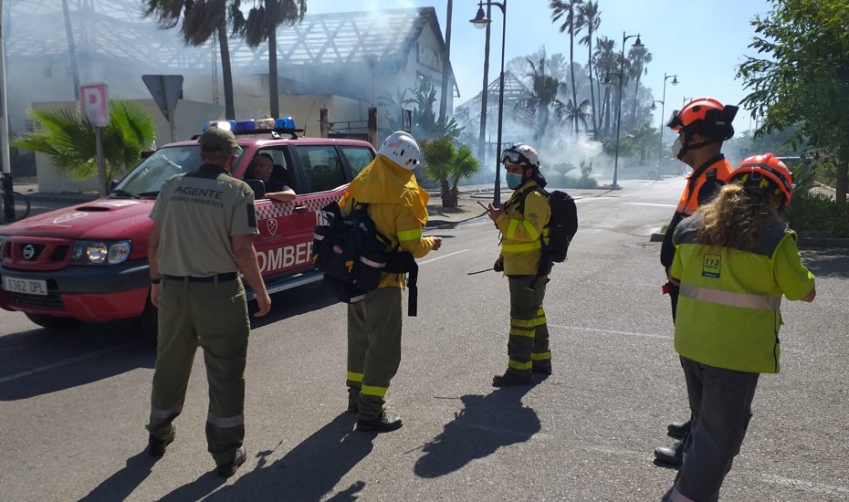 PURO BEACH LAGUNA VILLAGE ESTEPONA INCENDIO 29 AGOSTO 20 1
