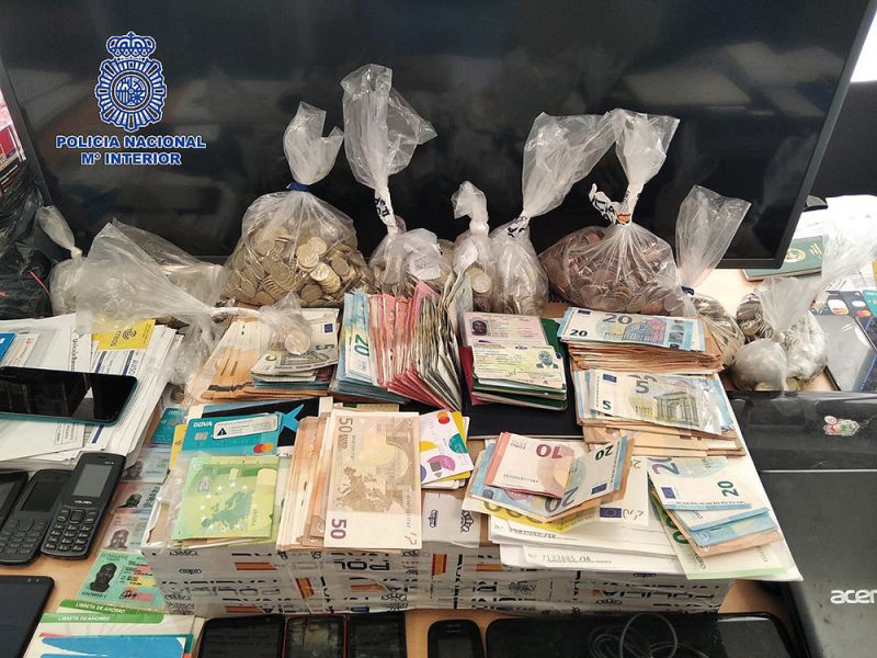 Desarticulada en Málaga una red criminal dedicada a estafar por el “timo del amor” y detenidos 18 miembros de la organización