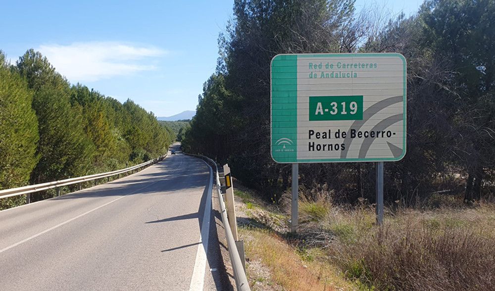 Adjudicada la reparación del firme del acceso al Parque Natural de la Sierra de Cazorla