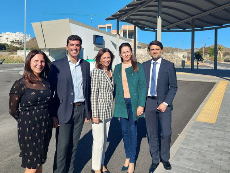 La Junta inaugura la estación de autobuses de Mojácar que acogerá todo el transporte público interurbano