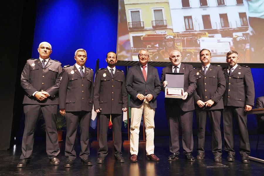 La Diputación reconoce a agrupaciones de Protección Civil, instituciones y personas por su labor de prevención y atención en emergencias