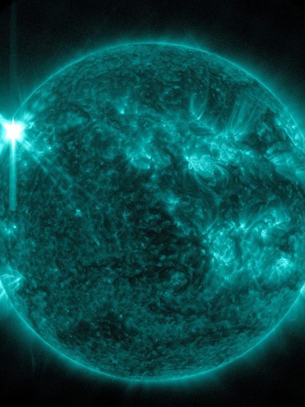 El Sol libera una fuerte llamarada solar de clase X