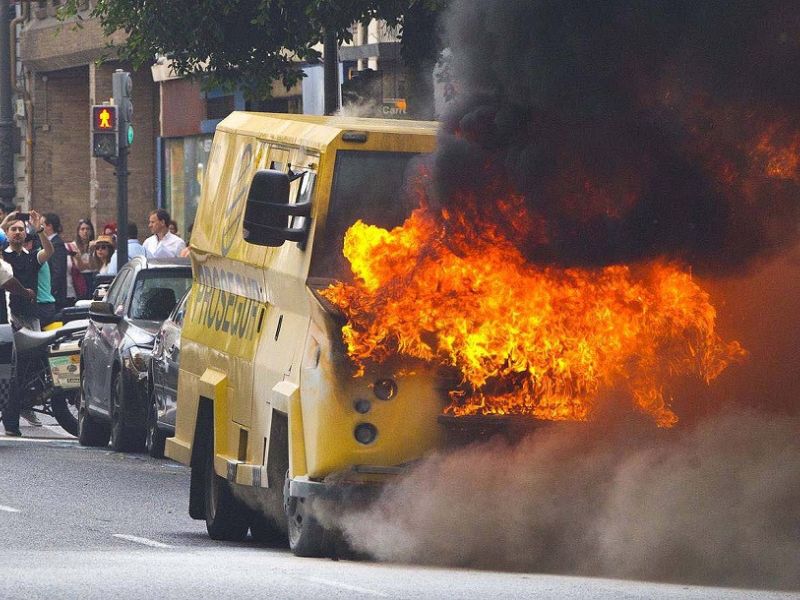 Detenidos dos miembros de un grupo criminal vinculados al asalto a un furgón blindado en Alemania