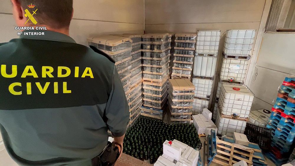 Inmovilizados más de 143.000 litros de aceite que se vendían como virgen extra en Sevilla