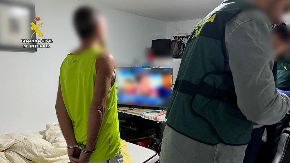 La Guardia Civil detiene a una persona que estafaba mediante páginas web fraudulentas que simulaban ser reales