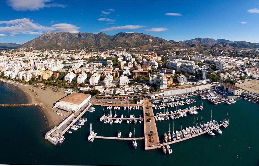 La Junta y el Ayuntamiento de Marbella firman el convenio del Plan Turístico de Grandes Ciudades