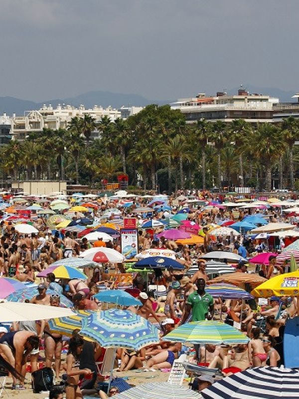 Un estudio propone fijar las vacaciones en la segunda quincena de julio como medida eficaz frente al cambio climático