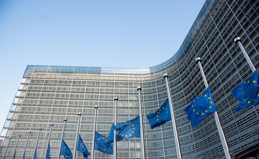 El rebrote de la pandemia interrumpe la lenta recuperación económica iniciada en la UE durante el tercer trimestre