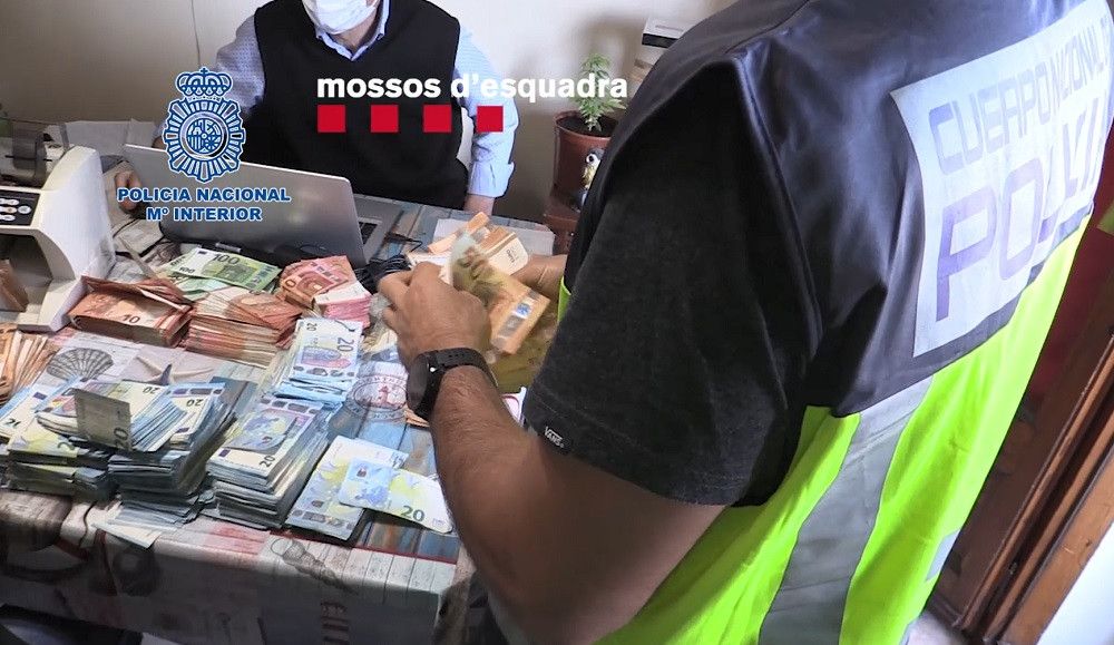 Desarticulada una organización criminal que emitía permisos de conducir españoles de forma fraudulenta