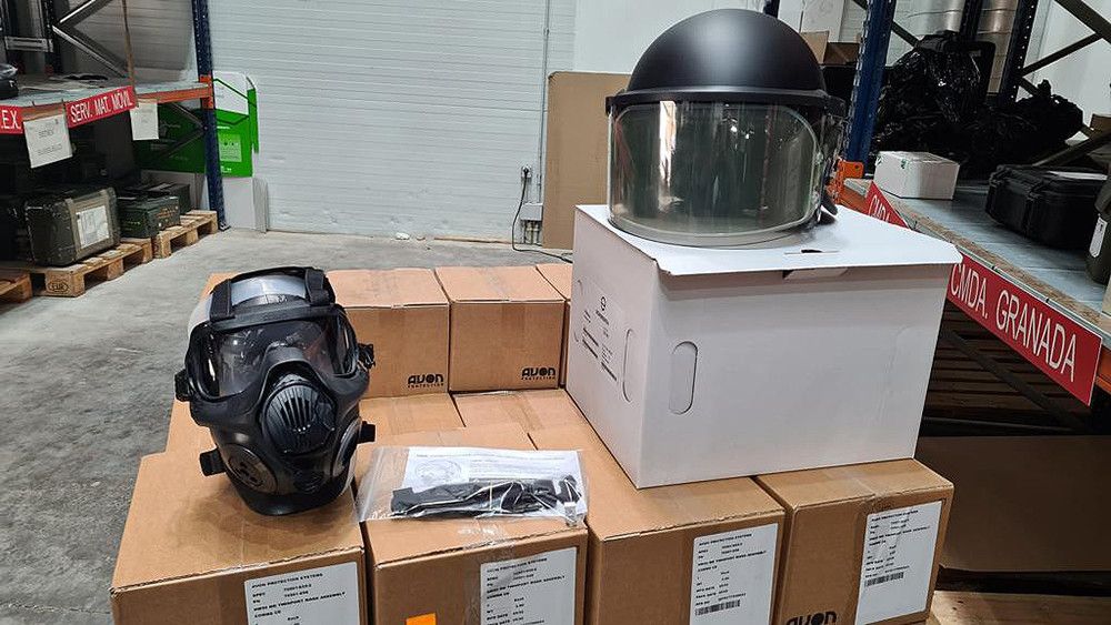 La Guardia Civil adquiere 300 cascos antidisturbios y 300 máscaras antigás para unidades de Melilla