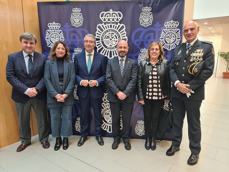 Celebrado en Málaga el 199 aniversario de la creación de la Policía Nacional