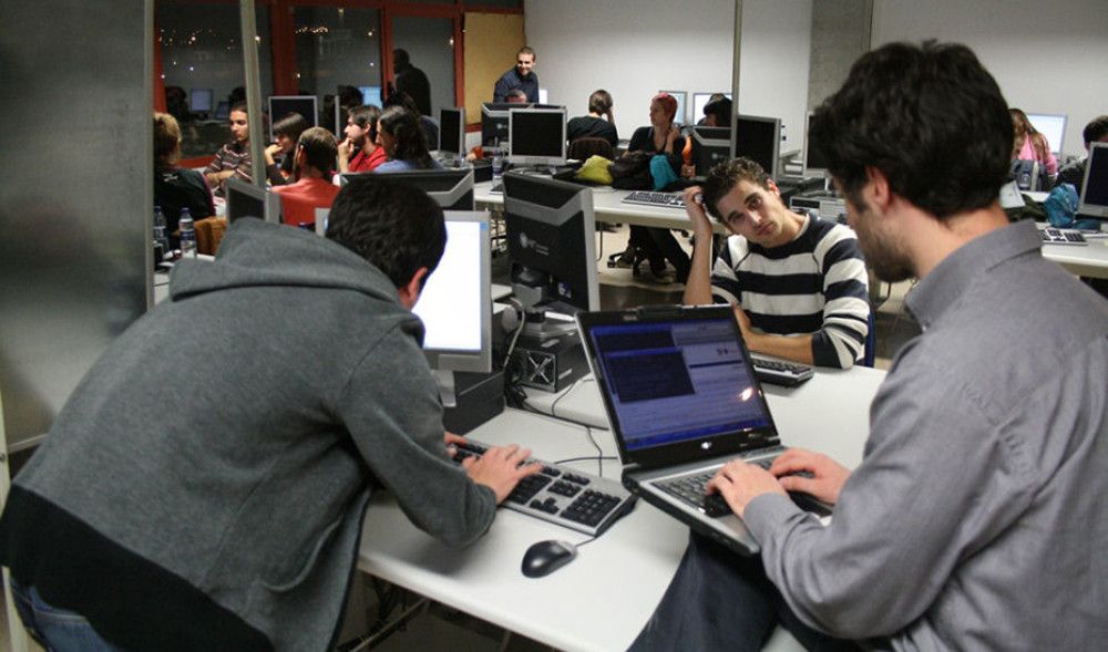 Casi dos de cada tres universitarios andaluces están trabajando a los dos años de acabar sus estudios