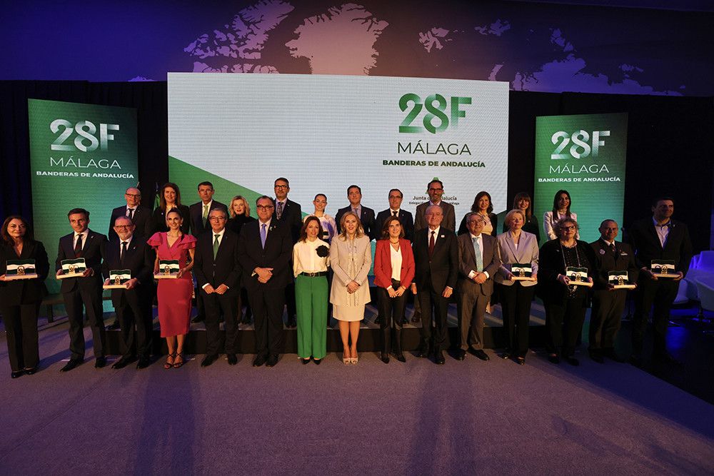 La Junta reconoce a personas e instituciones que representan la contribución de Málaga al liderazgo andaluz