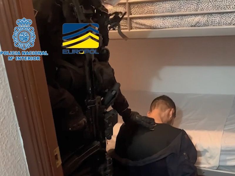 Desarticulada una organización criminal transnacional que introducía migrantes sirios y argelinos en la UE