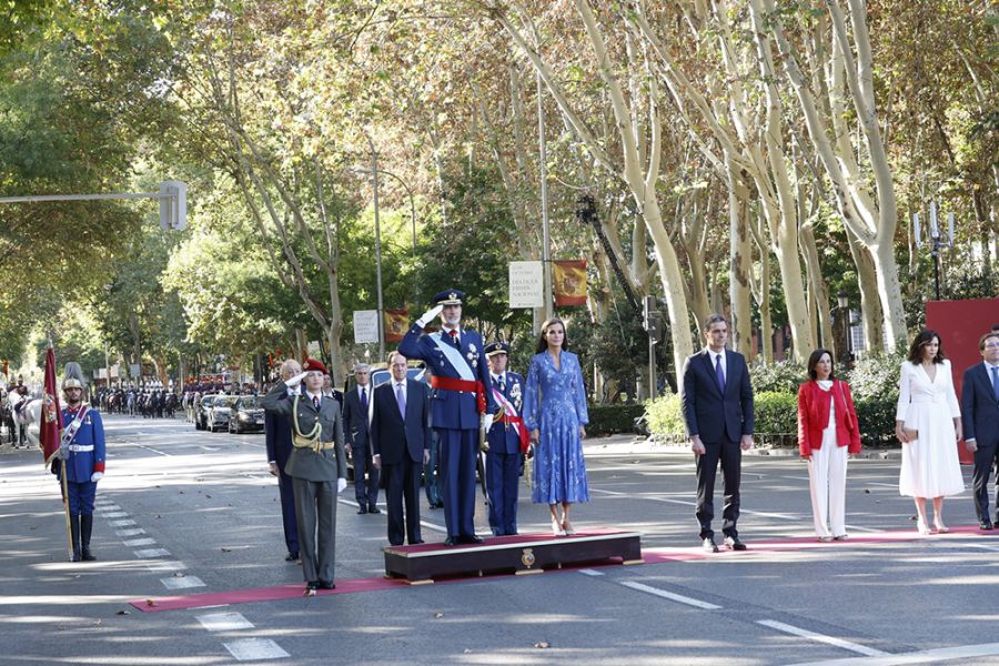 Los reyes, acompañados de la princesa de Asturias, presiden los actos por el Día de la Fiesta Nacional