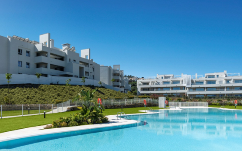 La Costa del Sol reúne a compradores de 30 nacionalidades, mientras el cliente español lidera en Palma y La Manga