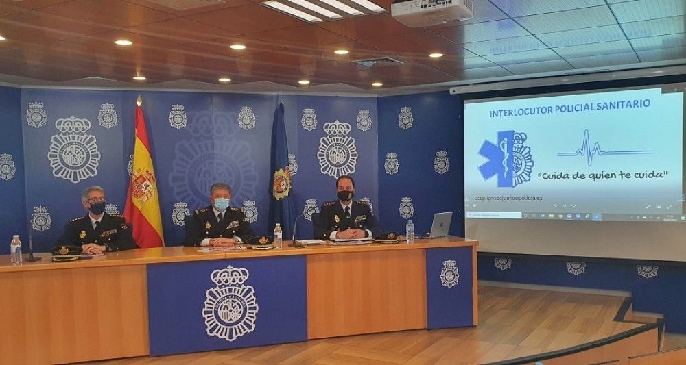 La labor de los interlocutores policiales sanitarios de la Policía Nacional reduce en un 33% las agresiones a los sanitarios en un año