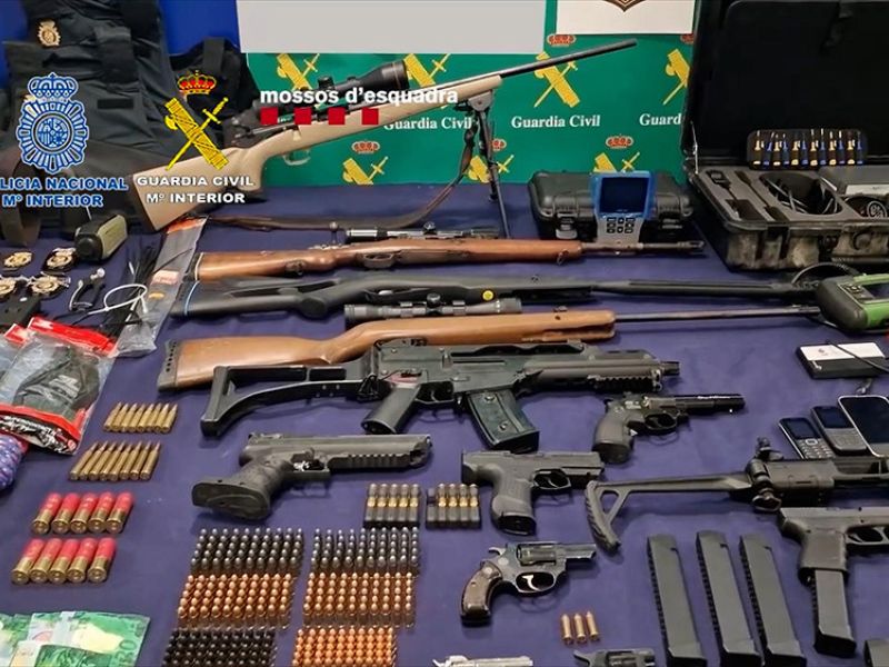 Desarticulados dos grupos criminales especializados en robos con fuerza en cajeros automáticos con explosivos