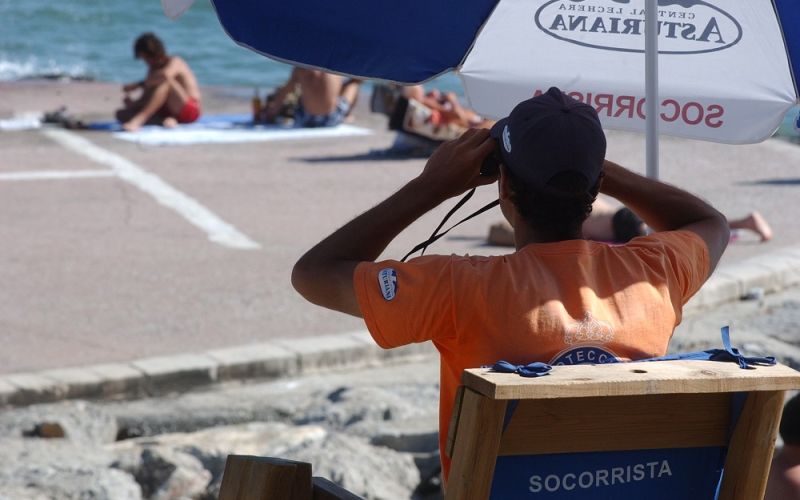 El servicio de socorrismo realiza 5.834 actuaciones en las playas de Marbella durante agosto