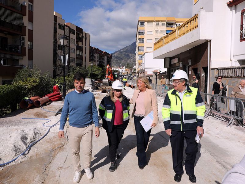 El Ayuntamiento acorta los plazos de la obra de remodelación integral de la Avenida del Trapiche, que se encuentra en la última fase y finalizará en junio