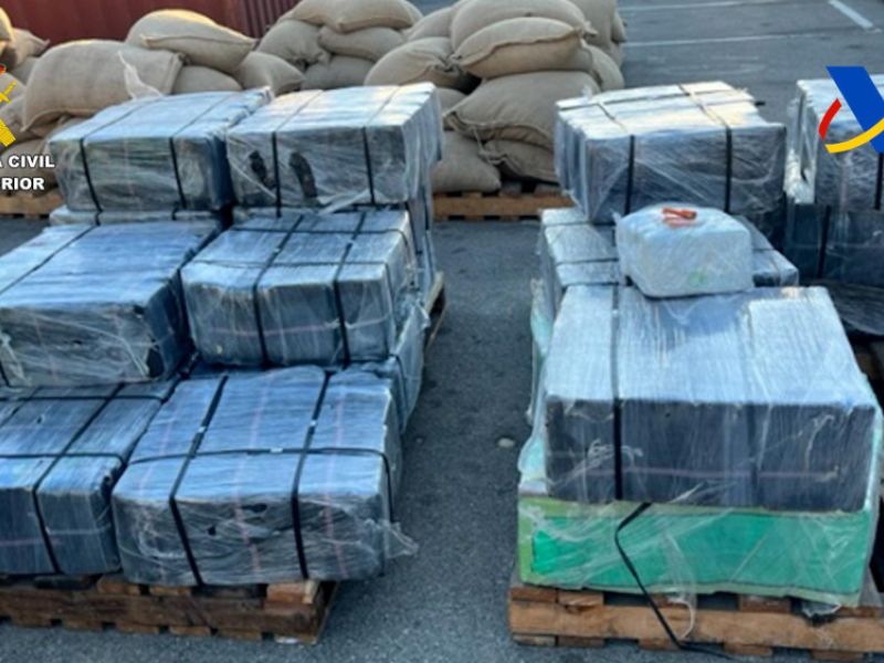 Intervenida más de una tonelada de cocaína en el puerto de Barcelona camuflada en un cargamento de cacao