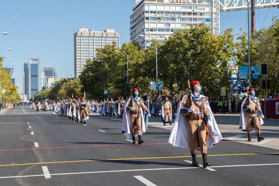 Los reyes presiden el desfile por el Día de la Fiesta Nacional