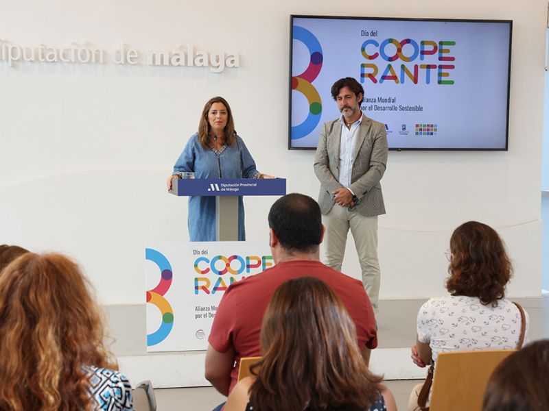 La Diputación y el Ayuntamiento de Málaga reconocen a cooperantes malagueños y organizan una exposición fotográfica sobre su labor