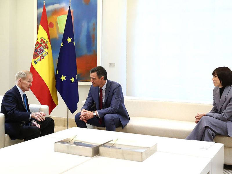 El presidente del Gobierno y el administrador de la NASA firman la adhesión de España al programa Artemis