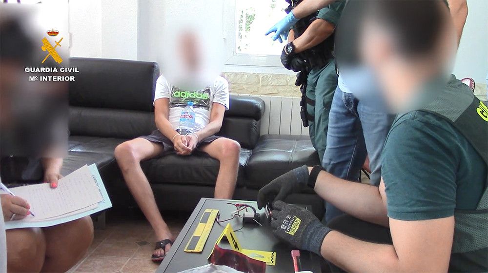 Desmantelado en una finca de Murcia un taller ilegal de explosivos y un campo de tiro