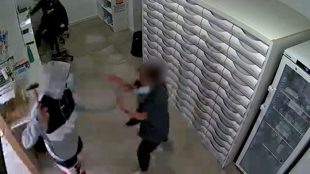 La Guardia Civil detiene a los autores de varios robos con violencia en farmacias de Valdemoro y Ciempozuelos (Madrid)