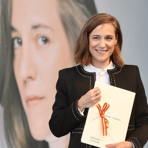 El ministro de Cultura entrega a Carla Simón el Premio Nacional de Cinematografía 2023