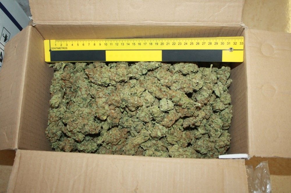 La Guardia Civil detiene a una persona e interviene casi 4 kilos de marihuana en Nerja