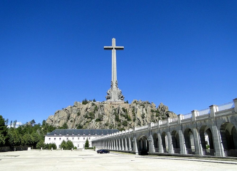 Comienzan el proceso de exhumación en el Valle de los Caídos de 67 fusilados durante la Guerra Civil
