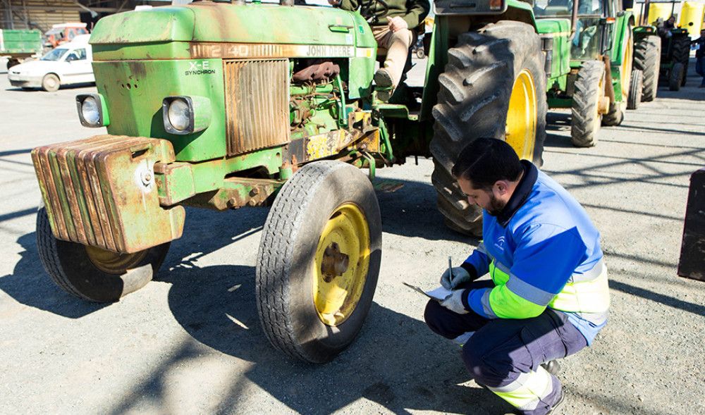 Más de 60 municipios contarán con un refuerzo del servicio de ITV agrícola con motivo de la campaña de la aceituna