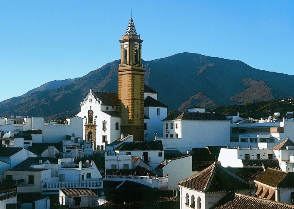 Estepona se convierte en Municipio Turístico de Andalucía