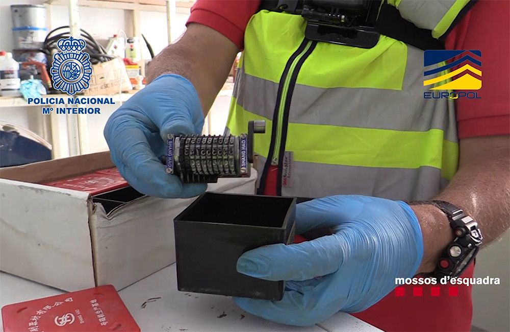 Desmantelado el laboratorio más importante y activo de Europa en la última década en la producción de billetes falsos de 500 euros