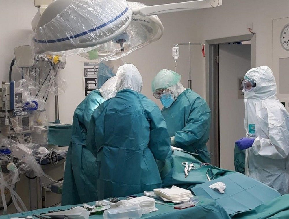 El Hospital Virgen de la Victoria de Málaga prepara a sus profesionales para afrontar posibles rebrotes del coronavirus