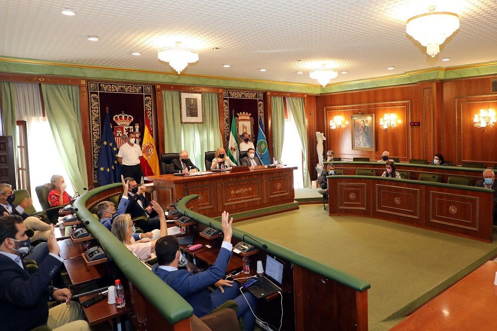 El Pleno aprueba la congelación de los impuestos municipales para 2022