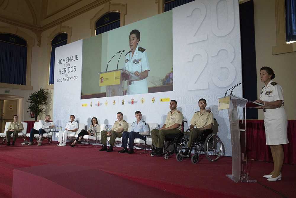 Homenaje a los heridos en acto de servicio en la Escuela de Guerra del Ejército