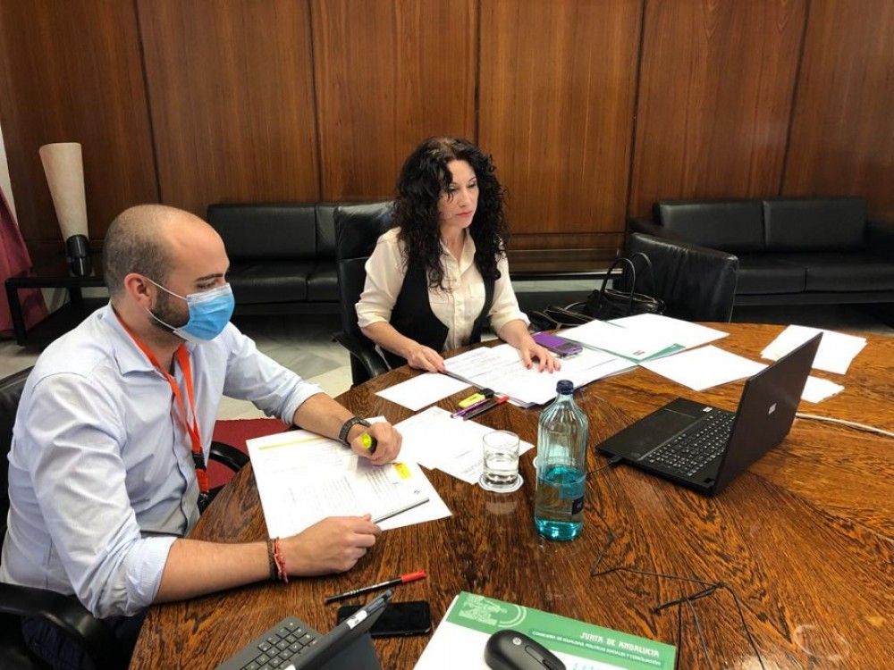 Andalucía exige un mayor esfuerzo para los Servicios Sociales por parte del Gobierno central