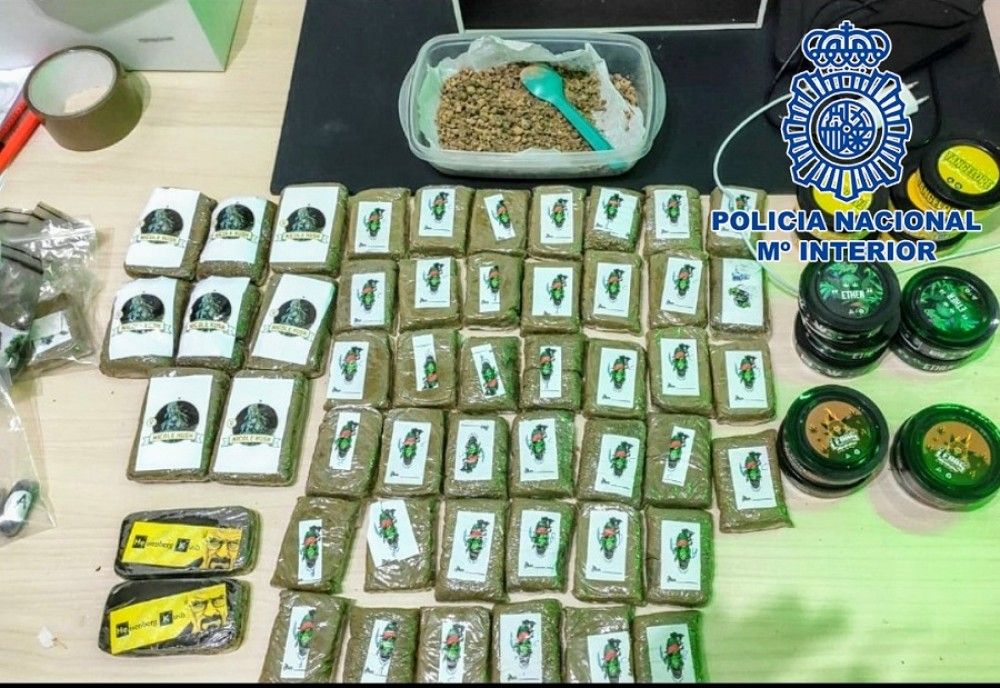 La Policía Nacional desmantela un grupo criminal que exportaba droga camuflada mediante envíos masivos de paquetería