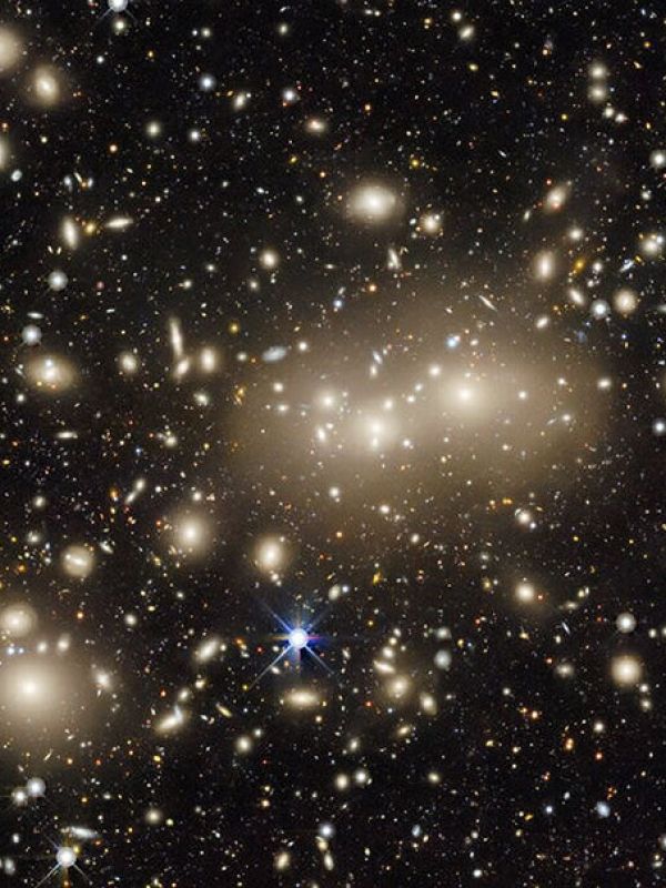 Más de mil millones de galaxias brillan en un colosal mapa del cielo