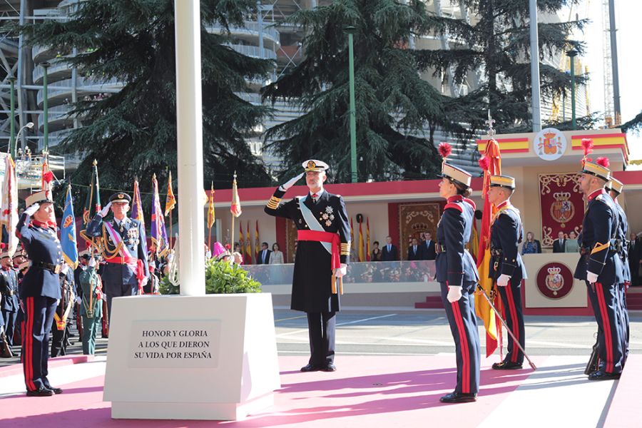 Los reyes han presidido el desfile por el Día de la Fiesta Nacional