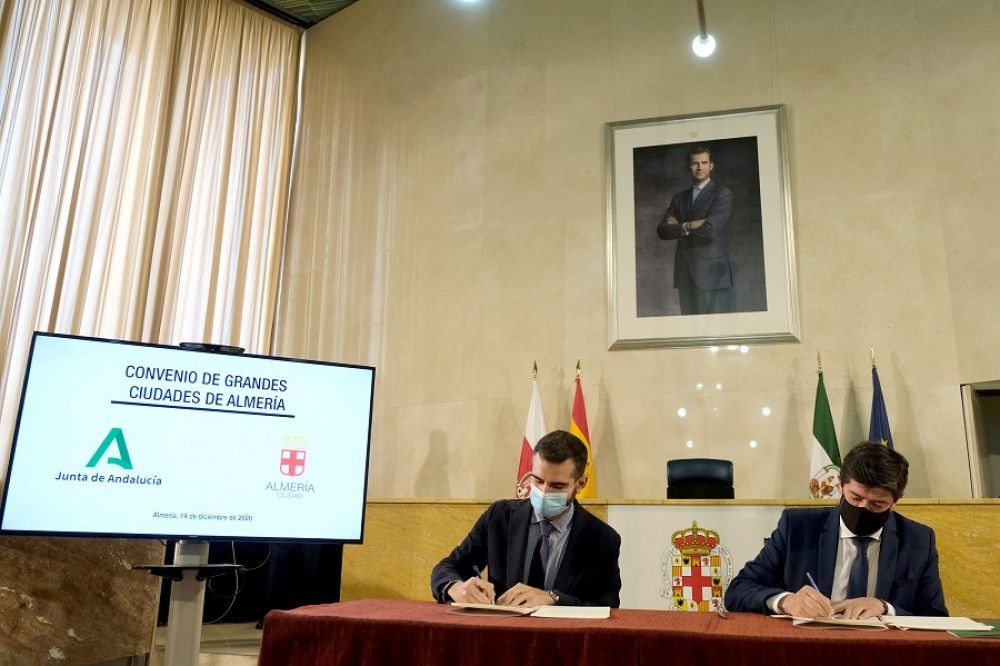 Firmado el convenio del Plan Turístico de Grandes Ciudades de Almería